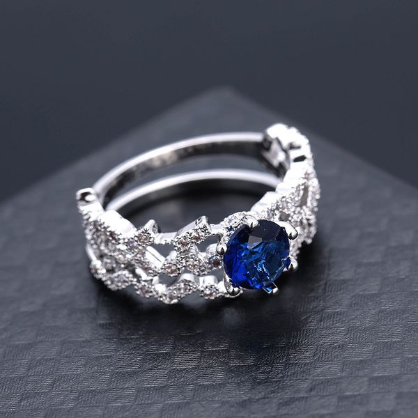 

2020 classic six claw ring geometric women's diamond simple style ring, Silver