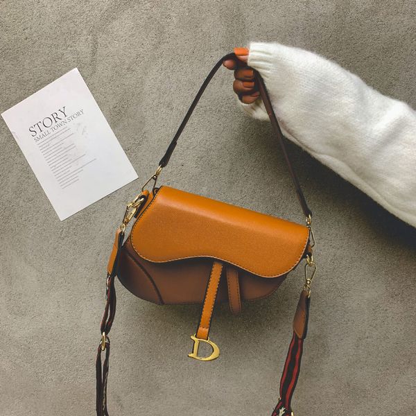 

women's crossbody western style shoulder fashionable white bag, new spring and summer chaochaochaohuo net red saddle bag
