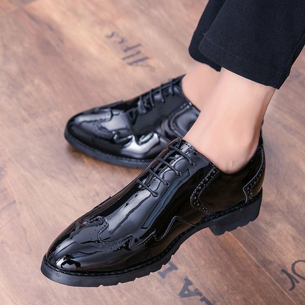 

sapatos кроссовки на спорт мокасины холста мужских горячих кроссовки мода hombre продажа весной человек патентной формальными обуви sapato к, Black