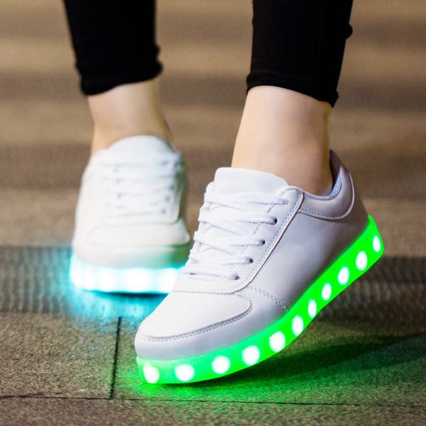

sneakers size glowing 30-43 with kids lighted sole children shoes for boys girls usb charged led slipper krasovki luminous, Black