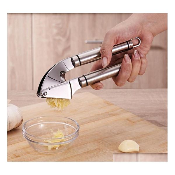

stainless steel garlic press crusher ginger tool kitchen hand movement mincer garlic peeler ginger crusher 100pcs sn2382 yusp1