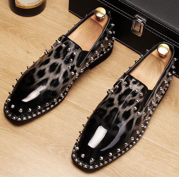 

fashion patent leather men dress shoes 2020 trend rivets men's formal leather shoes mens oxfords casual, Black