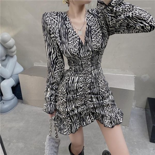 

autumn new v-neck zebra print long sleeve dress short personalized fashion pleated waist dress1, Black;gray