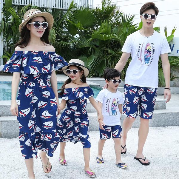 

family clothing set summer mom daughter strapless shoulder dresses dad son t-shirts +shorts family look matching couple outfits, Blue