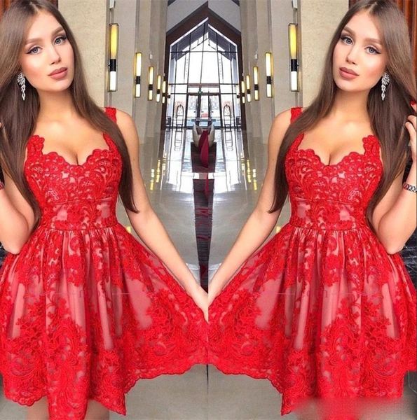 Vestidos de baile vermelho curto renda aplique mini tiras