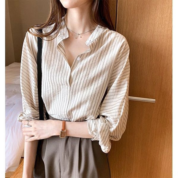 

полосатый топ shirtcoat рубашки женщины 2020 летом новый дизайн чувство меньшинства длинного рукав тонкой солнцезащитный крем рубашка пальто, White