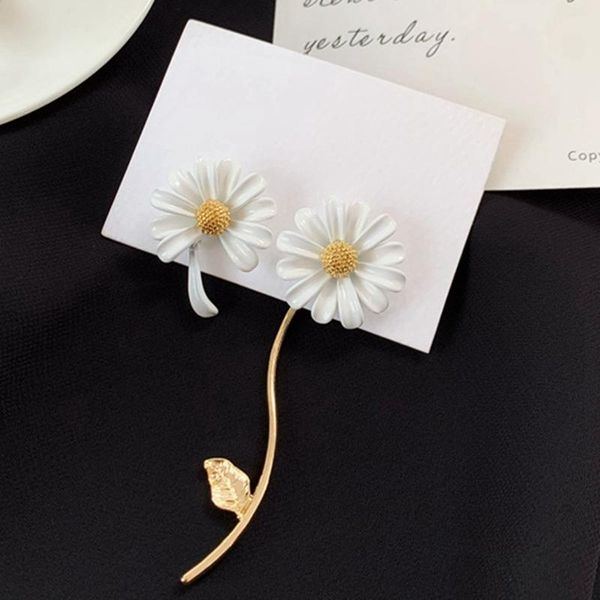 

spring new elf white drop glaze asymmetric small daisy tassel flower ear stud earrings for women, Golden;silver