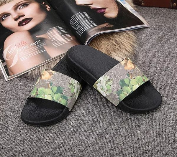 

2021 mens fashion rubber slides sandals with pearl tiger snaker flower outdoor beach slippers casual flip flops, Black