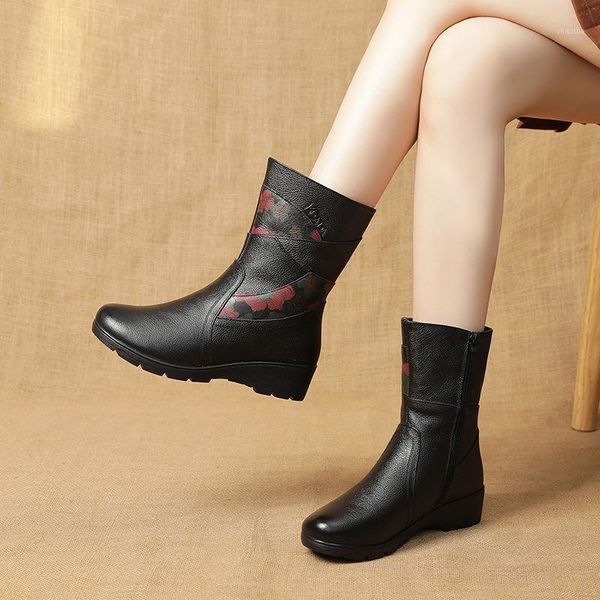 

boots women's leather fall / winter 2021 flat bottomed slope heel mid tube plush warm mother's shoes cotton1, Black