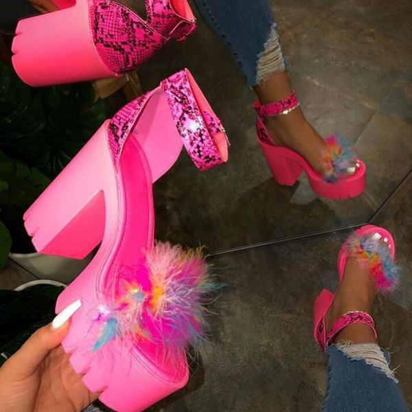 Salto Rimocy Sexy Praça Leopard Sandals Mulheres 2020 sapatos de plataforma Verão Rosa Fur Moda Mulher tira no tornozelo Banquet Sandálias 1010