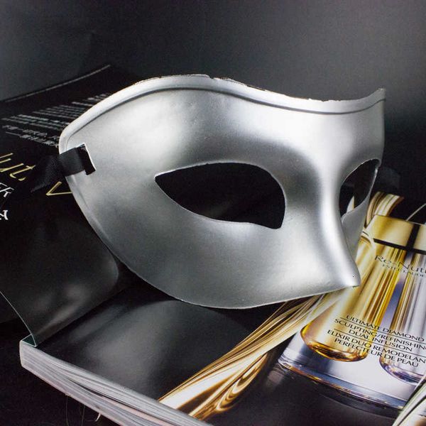 

solid 200pcs/lot prince men color party mask halloween half face masquerade boys masks for male dancing wear