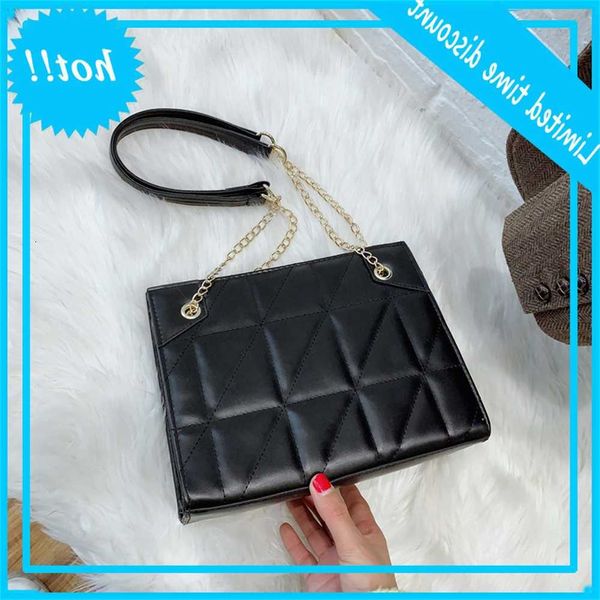 

chain 2020 new fashion net red foreign style one shoulder messenger women's versatile armpit bag