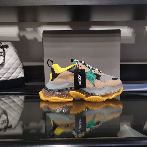 

paris casual men's and women's shoes, sports shoes, couple hiking shoes brand optimization processing female 35-41 size male 38-46