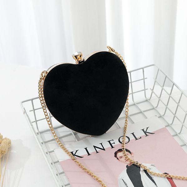

designer evening bags 2019 new evening bag chain bag fashion shoulder bag velvet heart-shaped clutch all-matching messenger m180403