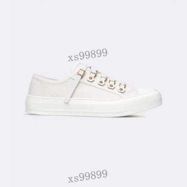 

2021 new women's sneakers black and white houndstooth embroidery 30 montaigne casual shoes low-sandals