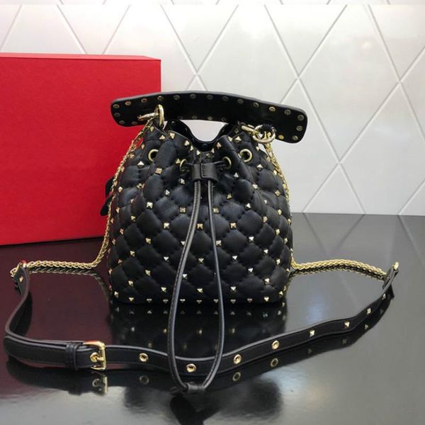 

2020 дизайн сумки luxury full rivet ковш сумка новая мода цепи сумка овчины плеча женщин кошельки и сумки