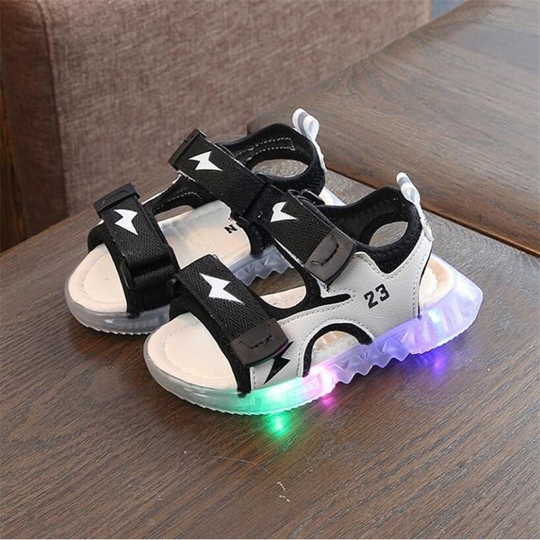 

kids led sandals light up children summer shoes glowing sport sandals boys and girls flashing soft beach shoes for toddlers y200619, Black;red