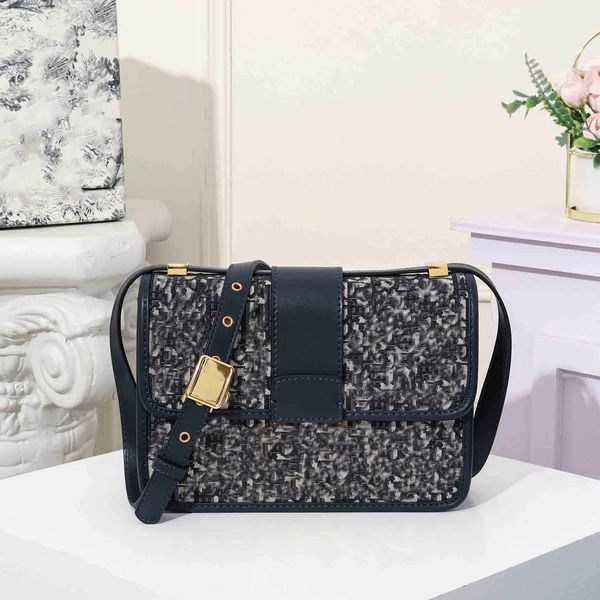 

designer shoulder bags fashion messenger bag leather canvas material shoulder bag printed letter decoration messenger bag fashion style