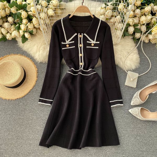 

2021 new female singiny knitted collar sleeve-line dress long winter retro-dressed sweater dahc, Black;gray