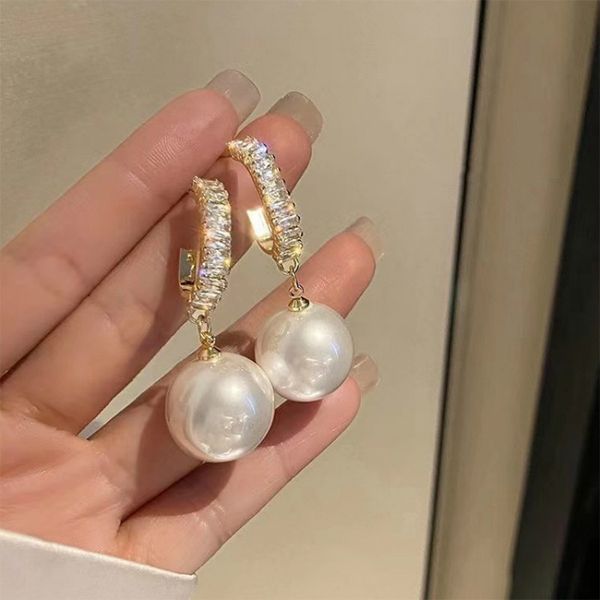 

trendy round women dangle earrings 2021 new fashion earring zircon c pearl earrings simple elegant korean jewelry, Silver