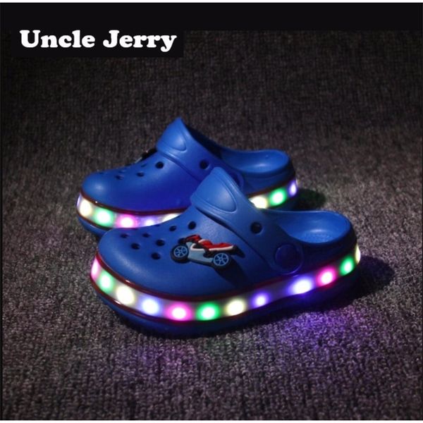 

unclejerry kids led sandals light up children summer shoes glowing slippers for boys and girls flashing beach shoes for toddler y200404, Black;red