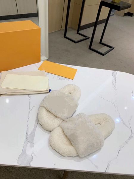 

slipper luxury designer design 2021 new style plush slipper with letter decoration available in a variety of colors bd2, Black