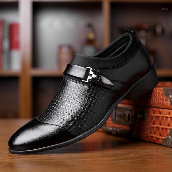 

dress shoes 2021 men shoe leather formal italian business office loafers driving casual pointed toe flats british style shoe1, Black