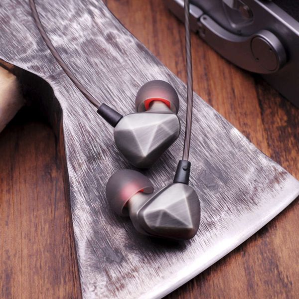 

x2 earphone in ear subofer, mobile phone, computer, music, earplug, karaoke, chicken, h