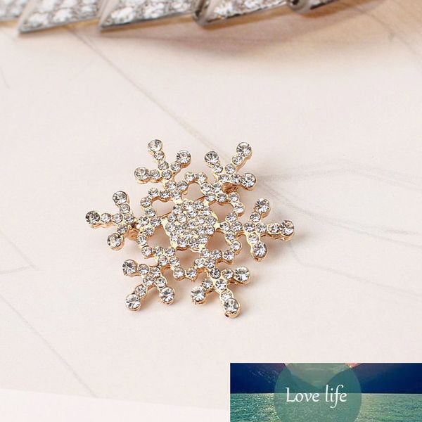 

new elegant silver zinc alloy crystal snowflake brooch for women collares christmas gifts, Gray