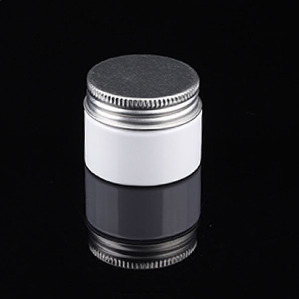 Branco PET frascos de plástico frascos de cosméticos para o creme loção com tampas de alumínio em ouro / prata / tampas de PP preto em preto / branco / claro
