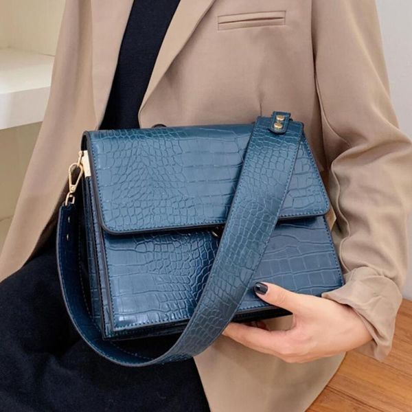 

female tote bag 2021 fashion new quality leather women's designer handbag crocodile pattern shoulder messenger bag
