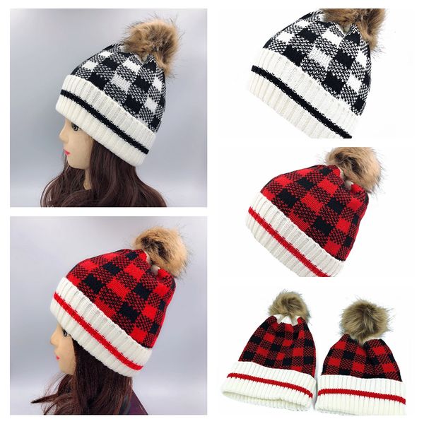 Natale Donna Pom Pom Beanie Inverno Caldo Adulto Bambini Berretti a maglia Sport all'aria aperta Plaid Cappello di lana Cappelli per feste Forniture RRA3804