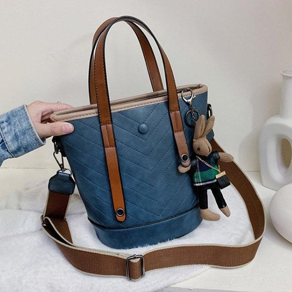 

soft pu leather handbags women's bucket crossbody bags 2020 ladies shoulder messenger bag female purses with cartoon pendant
