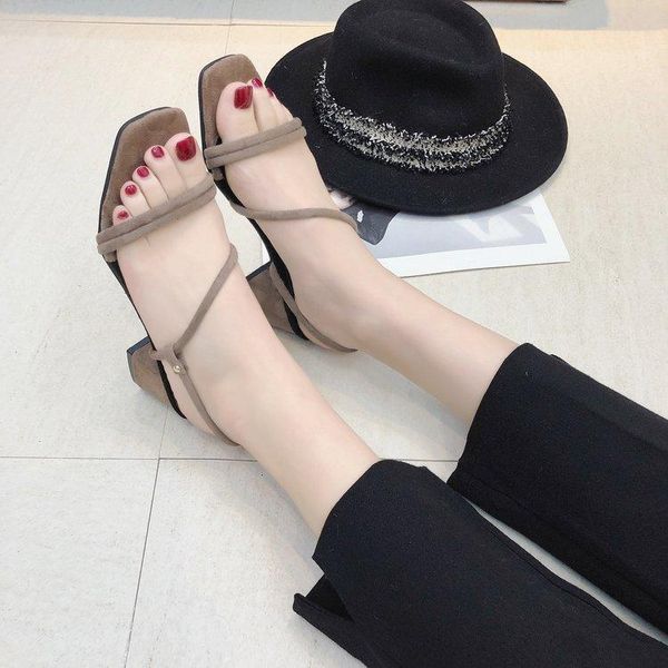 

2020 flat outdoor slippers sandals foot ring straps beaded roman sandals fashion low slope with women's shoes low heel shoes, Black