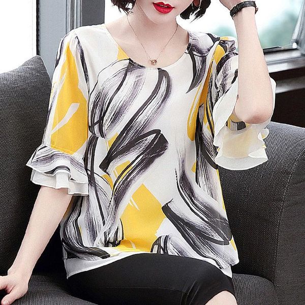 

women's blouses & shirts women spring summer style chiffon lady casual o-neck short flare sleeve patchwork blusas zz0622, White