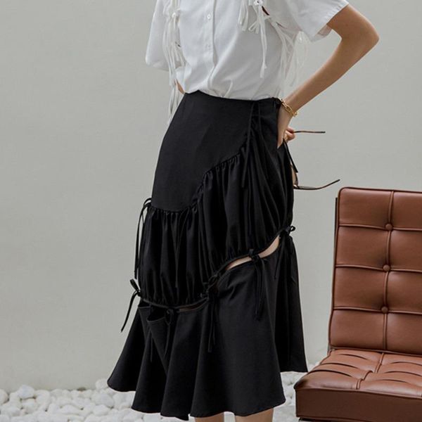 

lanmrem 2020 new high waist a-line hollow out drawstring pleated halfbody skirt female bottom wearing wo11701m, Black