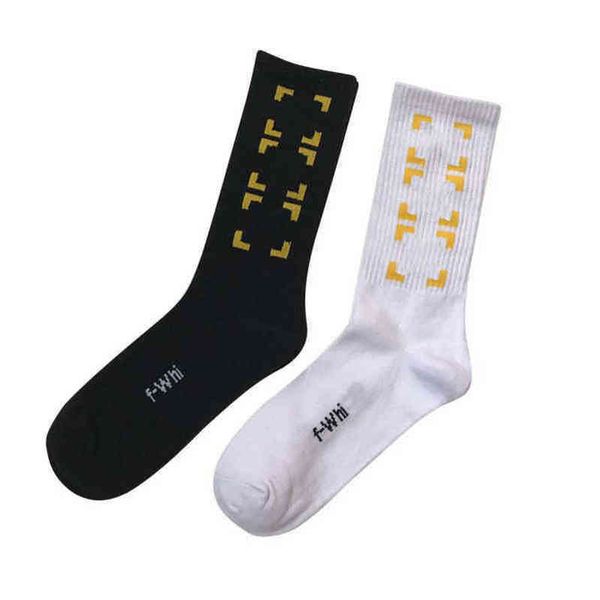 

brand fashion luxury offs cotton socks arrow warning line straight board tide sock sports long tube sweat absorbing breathable stockings 9ve, Black