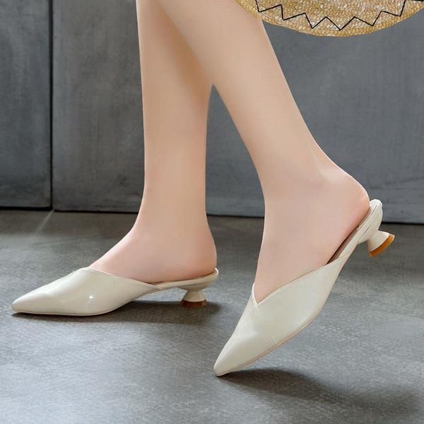 

women shoes 2020 spring new style medium heel thick heel baotou one word mops and women's sandals are and lazy