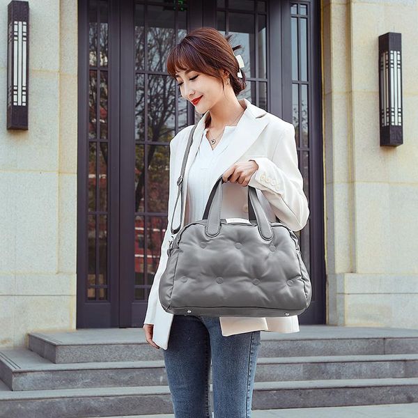 

shoulder bags 2021 luxury high capacity space handbag fall and winter crossbody quality pu fashion trend travel handbags