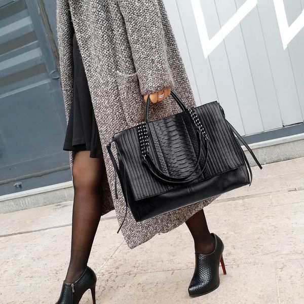 

bag for women 2020 new casual shoulder bag wild personality portable large capacity tote original attractive young adult