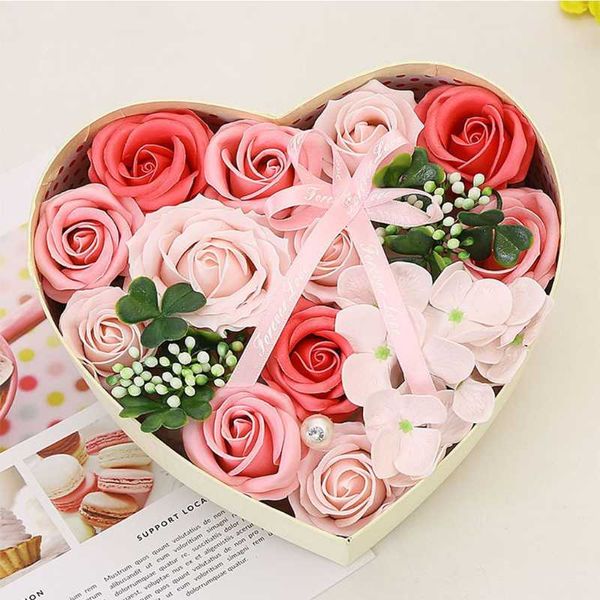 

1pc romantic rose soap flower heart shape gift box birthday wedding favor gift box decorative for valentine's day