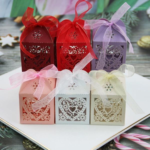 

10pcs/set laser cut love heart hollow carriage favors gifts candy boxes with ribbon baby shower birthday wedding party supplies1