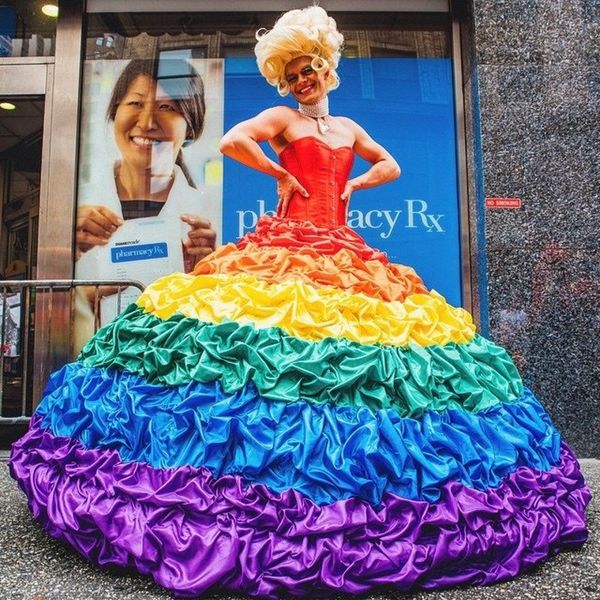 

2021 rainbow quinceanera dresses men womens satin ball gowns prom strapless lace-up vintage sweet 16 dress masquerade party ball gown long, Blue;red