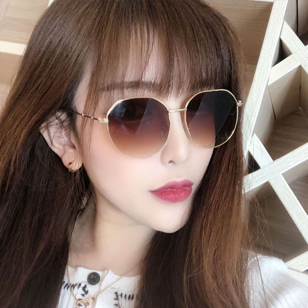 

new sunglasses 2020 fashion sunglasses star men's elegant glasses personality korean wanghong lady, White;black