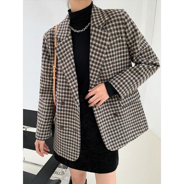 

2020 autumn/winter new simple fashion medium-length double-row button-down hairy platyp suit jacket woman., White;black
