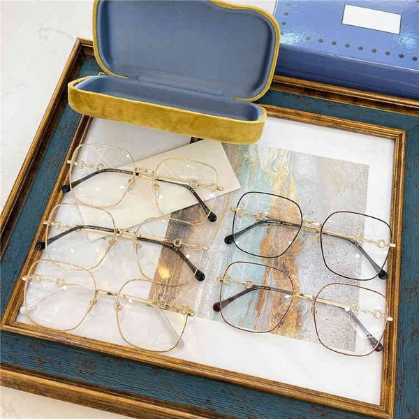 

2022 factory wholesale family's fashion horse clasp box flat lens he junlin zhang same myopia spectacle frame, White;black