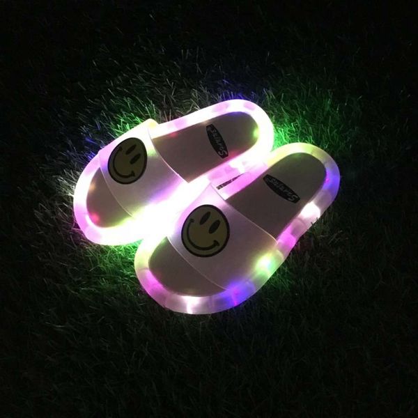 

glittering sho summer night walking children's smiling face cool slippers boys girls' indoor and outdoor antiskid net red, Black;red