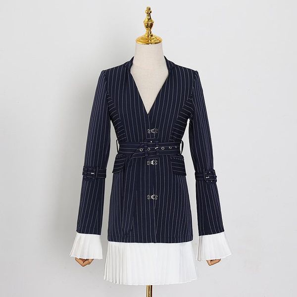 

elegant stitching cropped blazer fake two-piece slim-fit waist hugging mid-length strong striped young suit jacket for women, White;black