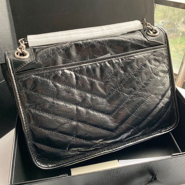 

star's same niki postman chain burst crack leather tramp bag one shoulder messenger