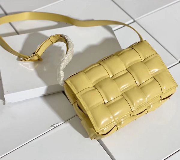 

сумки на плечо 2020 женщины s сумка messenger сумка досуг темперамент плиссированная плед тканая корова кожаная подушка